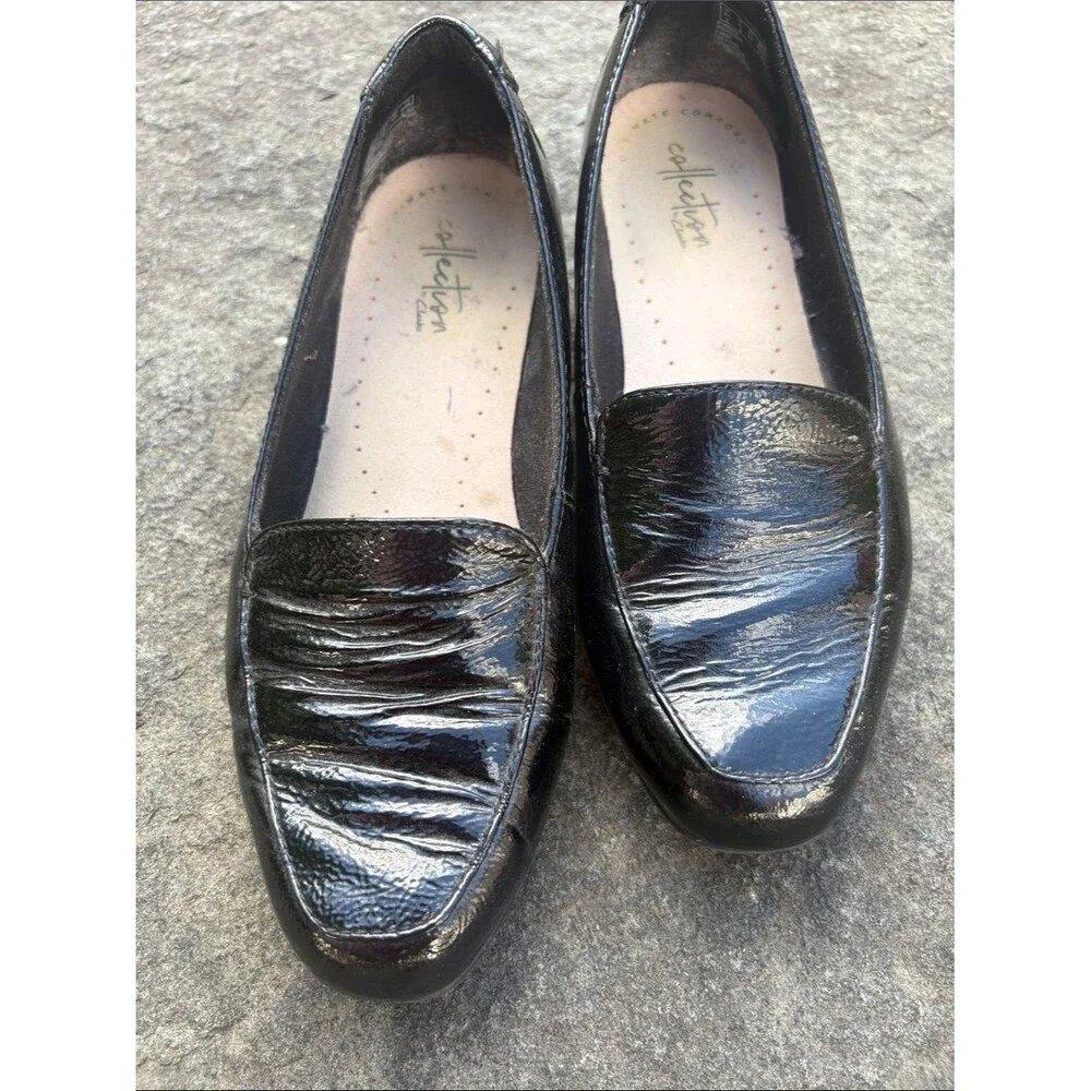 Clarks Women's Black Patent Leather Slip-On Loafers 6 Wide